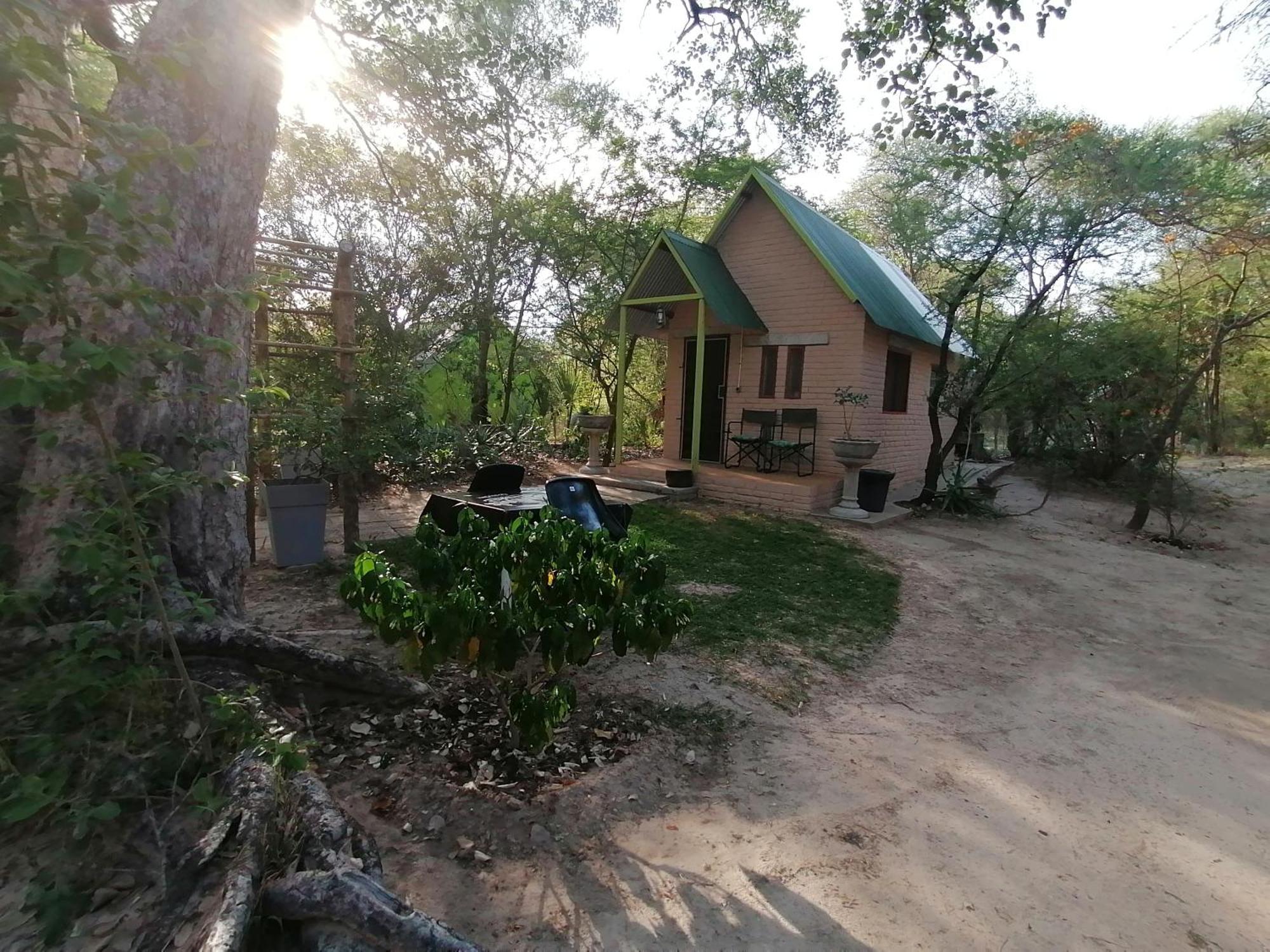 ホテル Mukuku Rest Camp Shimweghe エクステリア 写真