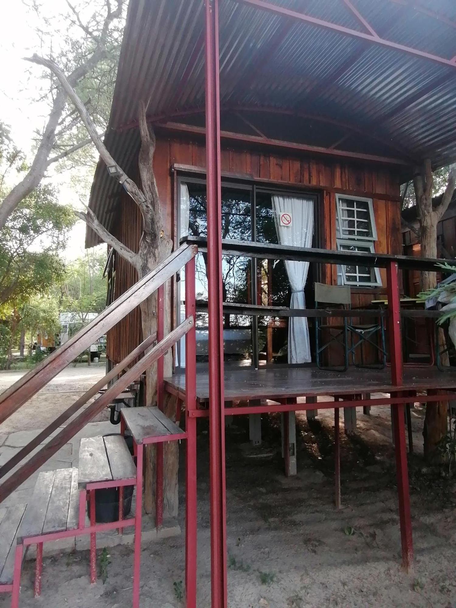 ホテル Mukuku Rest Camp Shimweghe エクステリア 写真