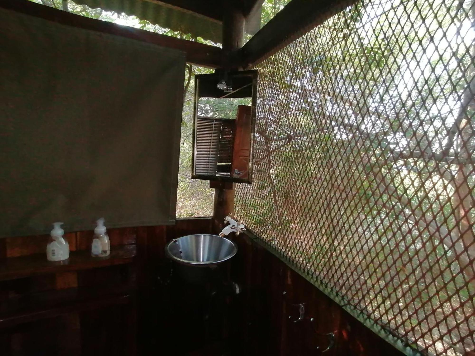 ホテル Mukuku Rest Camp Shimweghe エクステリア 写真