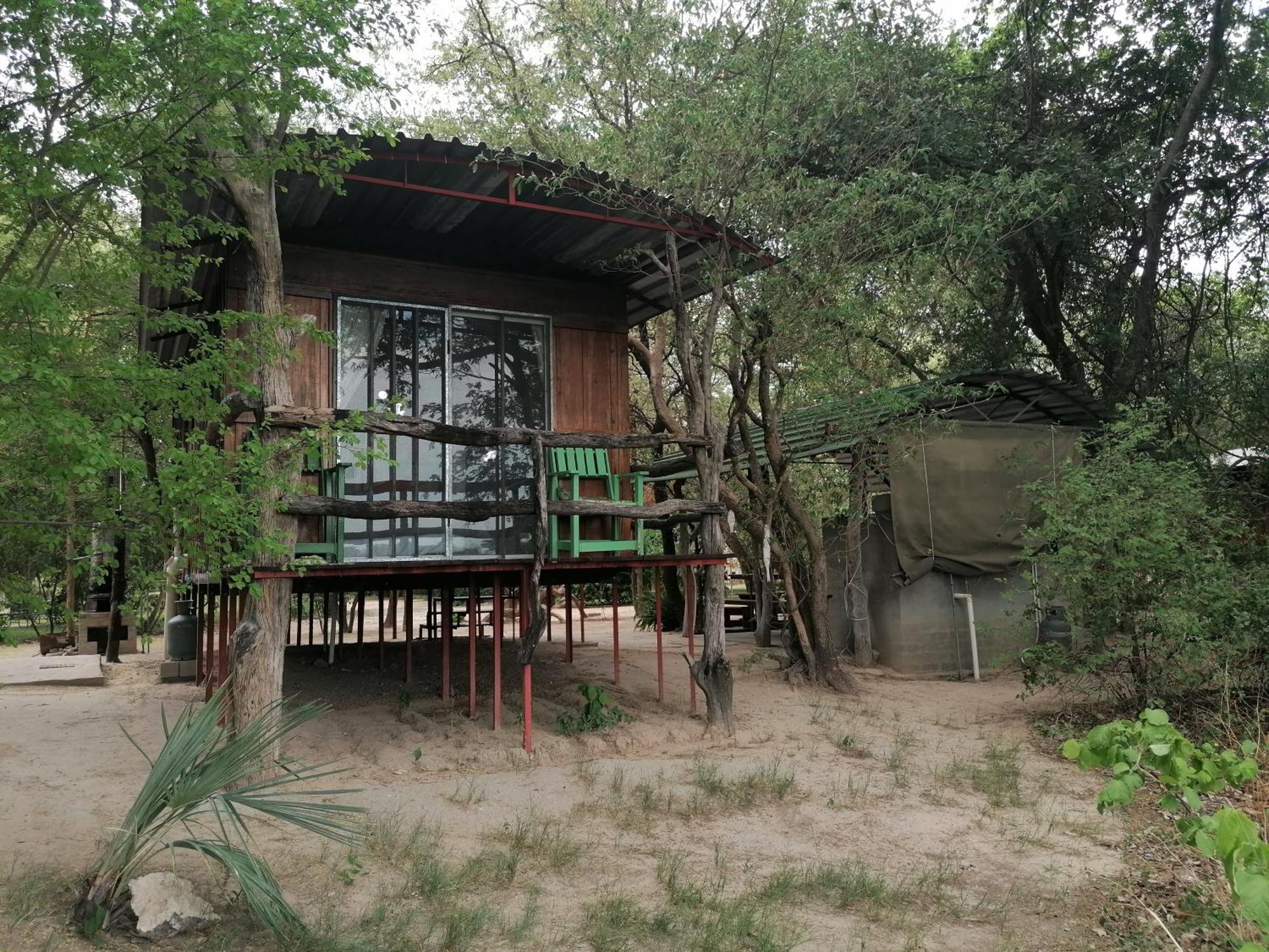 ホテル Mukuku Rest Camp Shimweghe エクステリア 写真